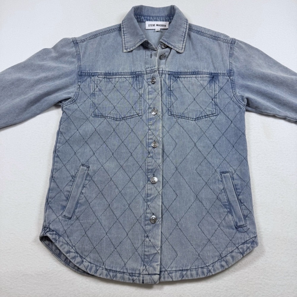 Steve Madden Womens Light Wash Diamond Quilted Denim Shacket Shirt Jacket XS - Picture 2 of 6